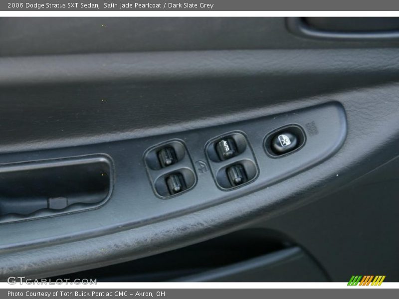 Satin Jade Pearlcoat / Dark Slate Grey 2006 Dodge Stratus SXT Sedan