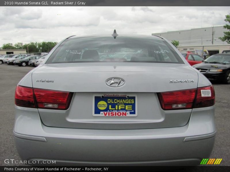 Radiant Silver / Gray 2010 Hyundai Sonata GLS