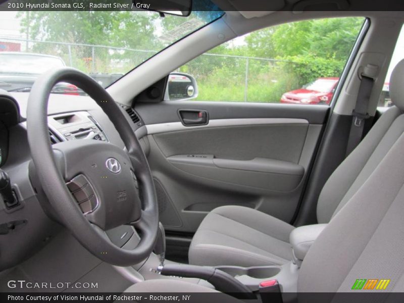 Radiant Silver / Gray 2010 Hyundai Sonata GLS