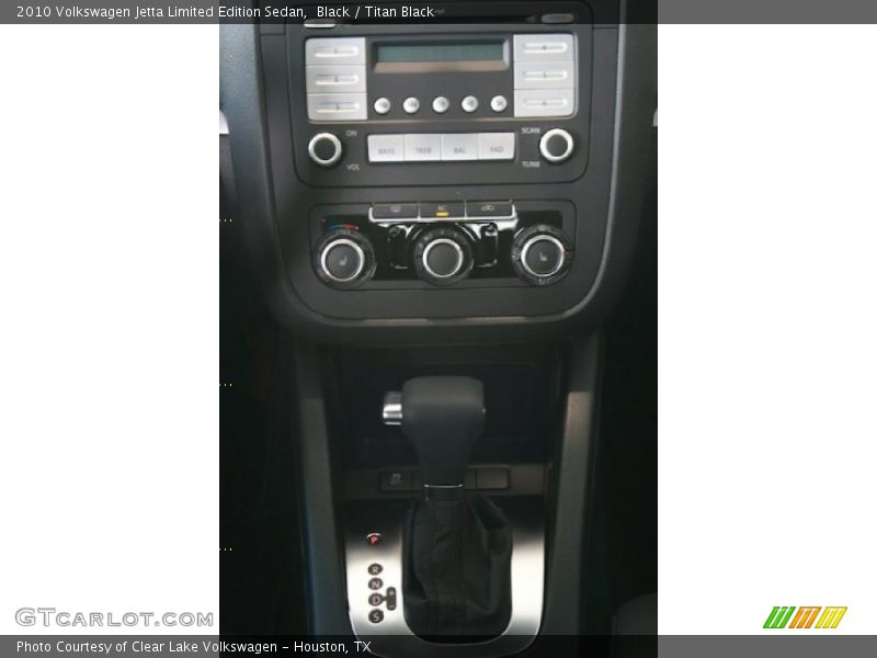 Black / Titan Black 2010 Volkswagen Jetta Limited Edition Sedan