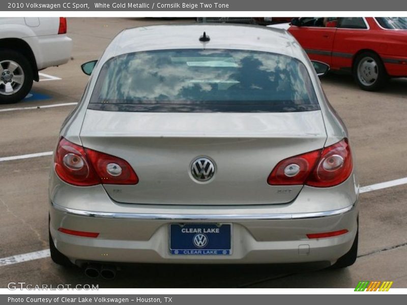White Gold Metallic / Cornsilk Beige Two Tone 2010 Volkswagen CC Sport