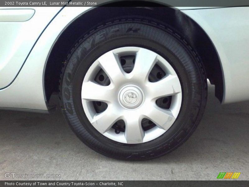 Lunar Mist Metallic / Stone 2002 Toyota Camry LE