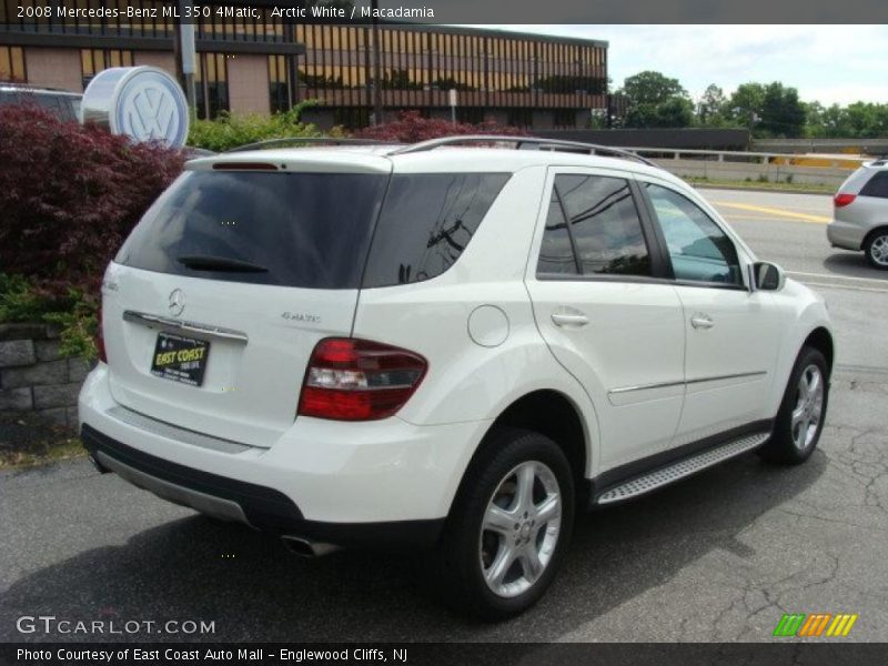Arctic White / Macadamia 2008 Mercedes-Benz ML 350 4Matic
