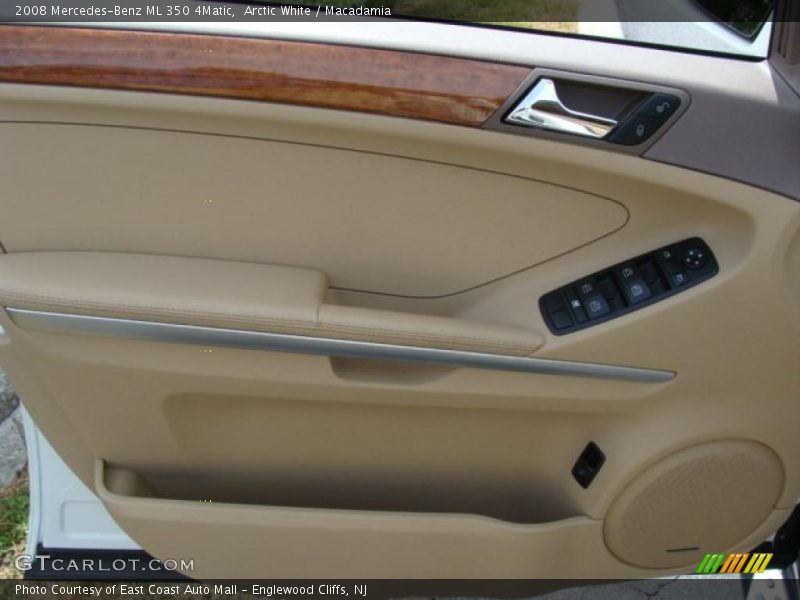 Arctic White / Macadamia 2008 Mercedes-Benz ML 350 4Matic
