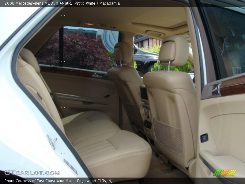 Arctic White / Macadamia 2008 Mercedes-Benz ML 350 4Matic