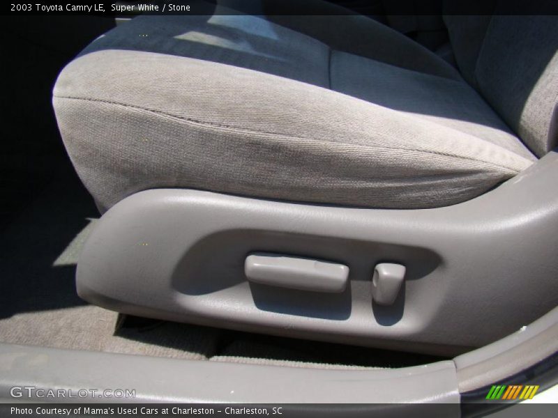 Super White / Stone 2003 Toyota Camry LE