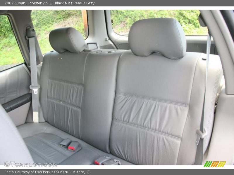 Black Mica Pearl / Gray 2002 Subaru Forester 2.5 S