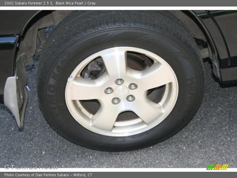 Black Mica Pearl / Gray 2002 Subaru Forester 2.5 S