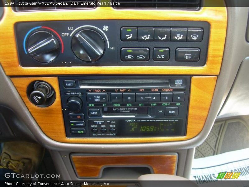 Dark Emerald Pearl / Beige 1994 Toyota Camry XLE V6 Sedan
