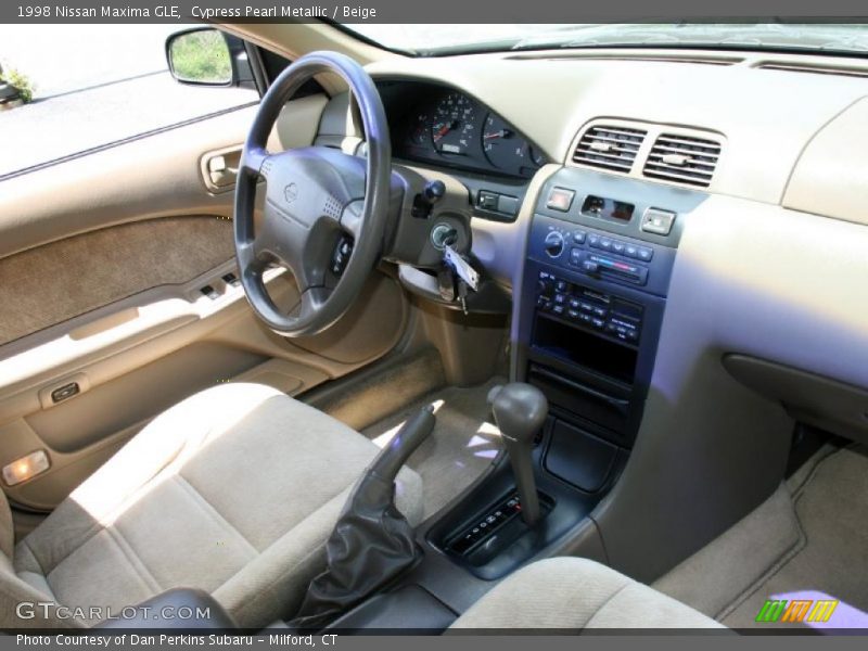 Cypress Pearl Metallic / Beige 1998 Nissan Maxima GLE