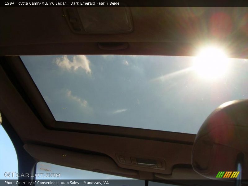 Dark Emerald Pearl / Beige 1994 Toyota Camry XLE V6 Sedan
