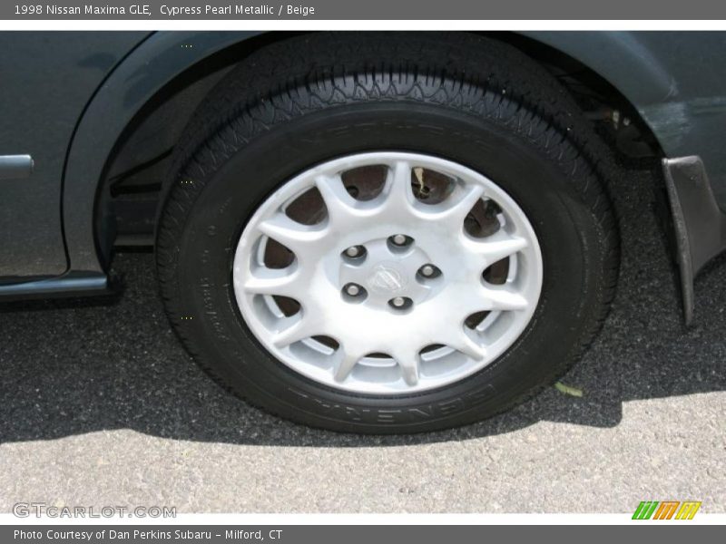 Cypress Pearl Metallic / Beige 1998 Nissan Maxima GLE