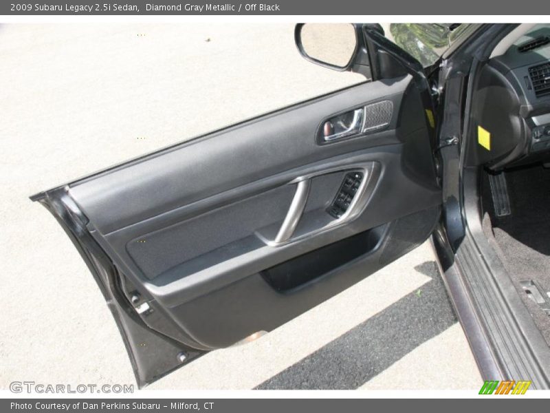 Diamond Gray Metallic / Off Black 2009 Subaru Legacy 2.5i Sedan