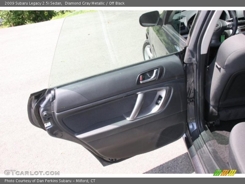 Diamond Gray Metallic / Off Black 2009 Subaru Legacy 2.5i Sedan