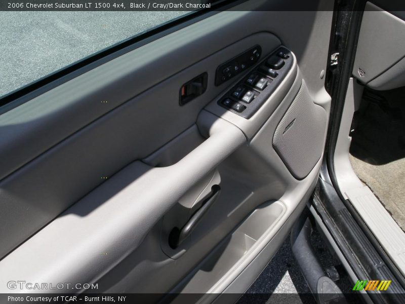 Black / Gray/Dark Charcoal 2006 Chevrolet Suburban LT 1500 4x4