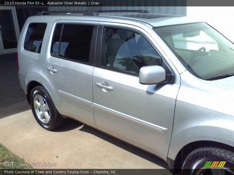 Alabaster Silver Metallic / Gray 2010 Honda Pilot EX-L