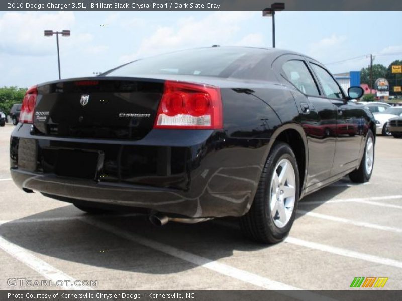Brilliant Black Crystal Pearl / Dark Slate Gray 2010 Dodge Charger 3.5L