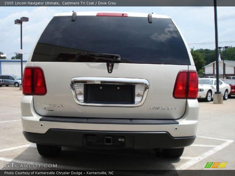 Cashmere Tri Coat / Dove Grey 2005 Lincoln Navigator Ultimate