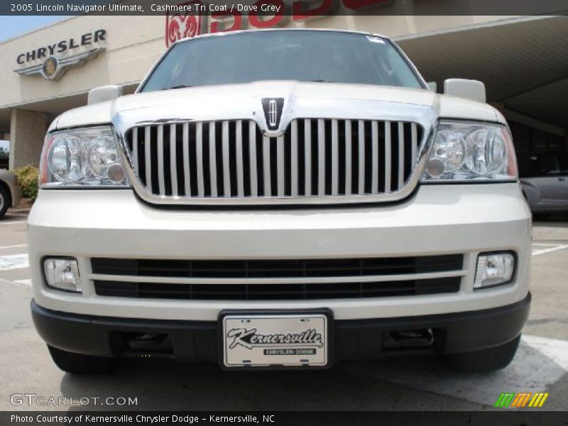 Cashmere Tri Coat / Dove Grey 2005 Lincoln Navigator Ultimate