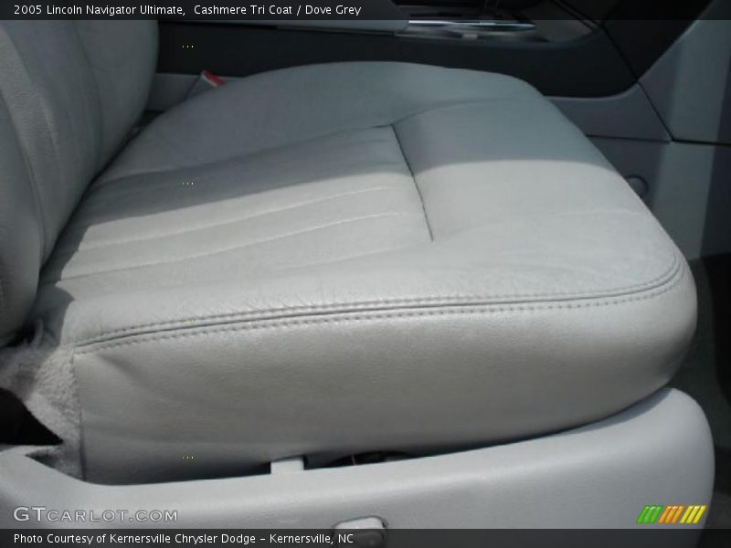 Cashmere Tri Coat / Dove Grey 2005 Lincoln Navigator Ultimate