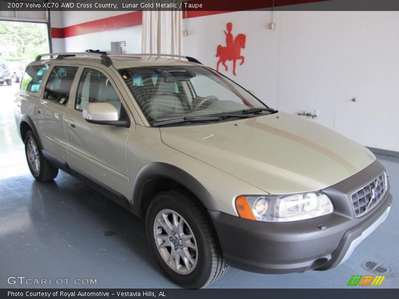 Lunar Gold Metallic / Taupe 2007 Volvo XC70 AWD Cross Country