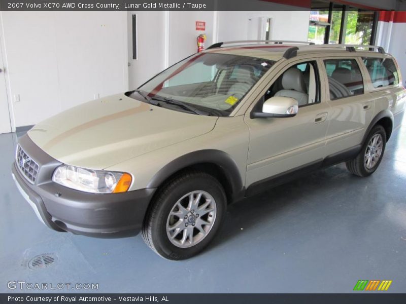 Lunar Gold Metallic / Taupe 2007 Volvo XC70 AWD Cross Country