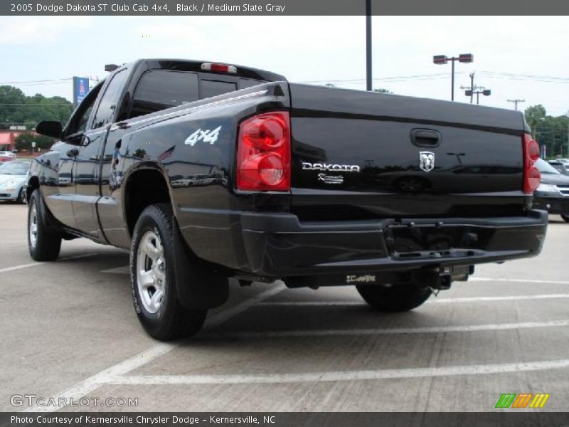 Black / Medium Slate Gray 2005 Dodge Dakota ST Club Cab 4x4