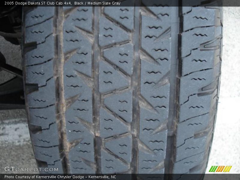 Black / Medium Slate Gray 2005 Dodge Dakota ST Club Cab 4x4