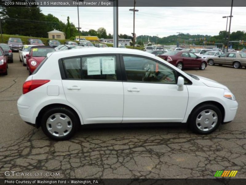 Fresh Powder / Beige 2009 Nissan Versa 1.8 S Hatchback