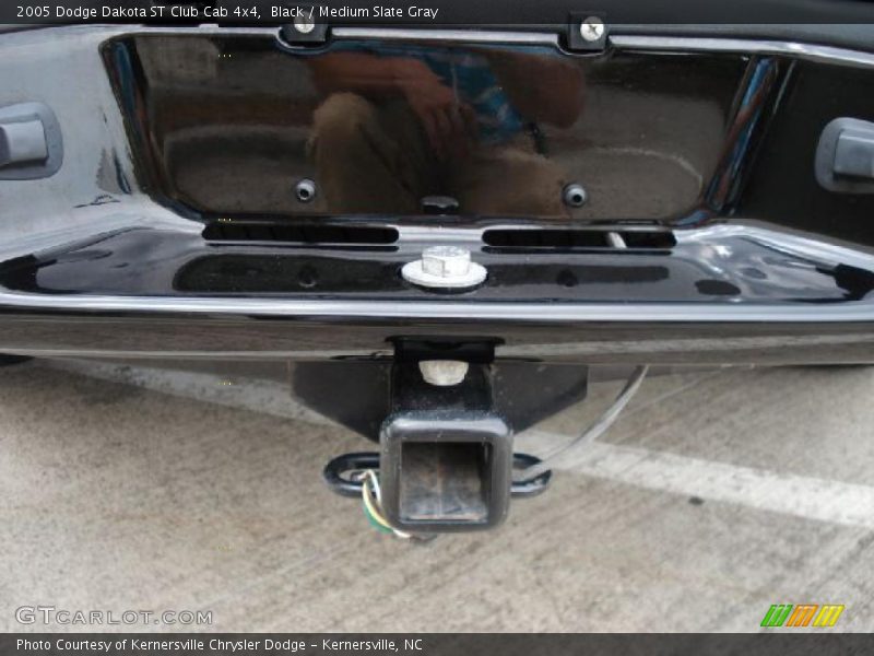 Black / Medium Slate Gray 2005 Dodge Dakota ST Club Cab 4x4