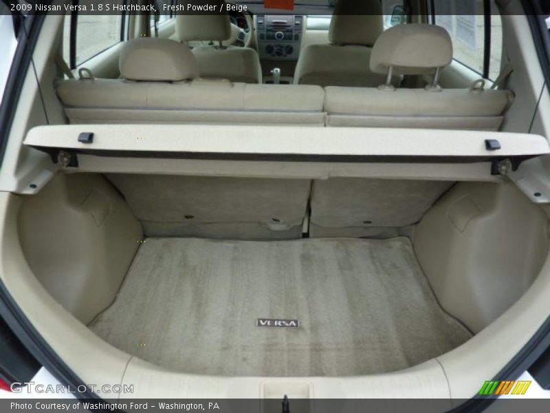 Fresh Powder / Beige 2009 Nissan Versa 1.8 S Hatchback
