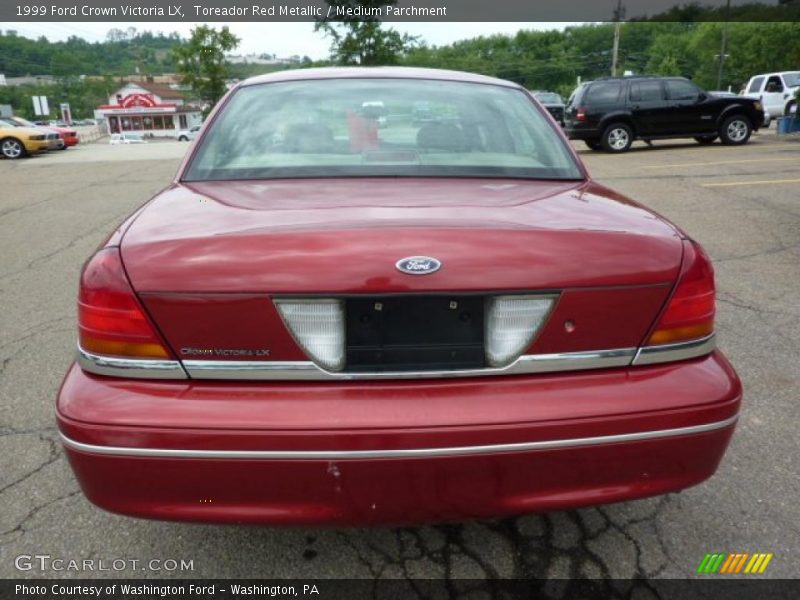 Toreador Red Metallic / Medium Parchment 1999 Ford Crown Victoria LX
