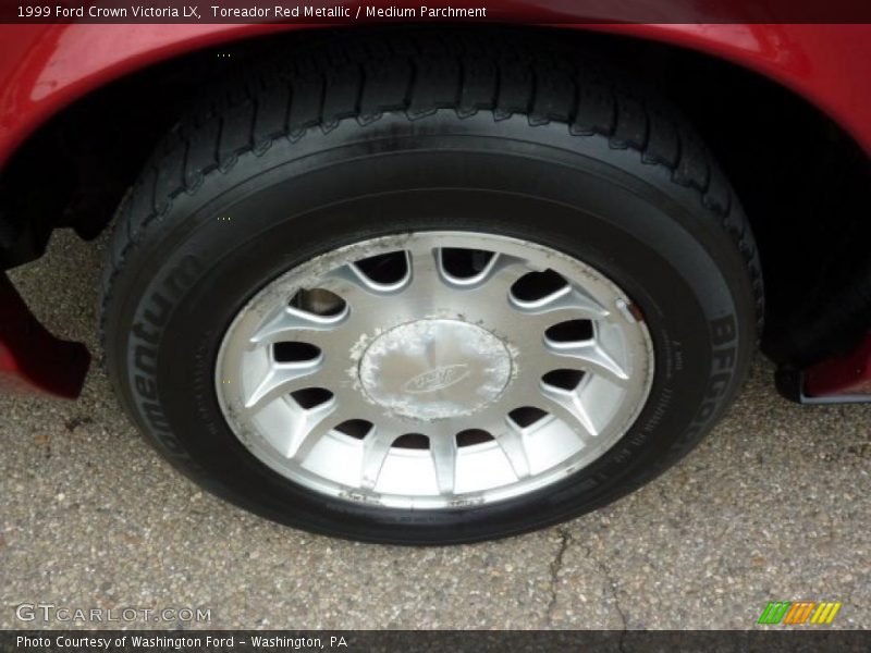 Toreador Red Metallic / Medium Parchment 1999 Ford Crown Victoria LX