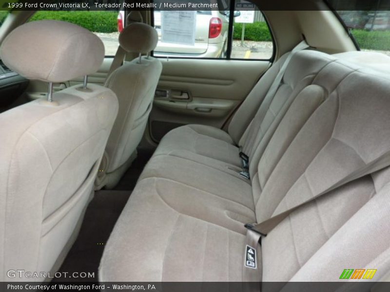 Toreador Red Metallic / Medium Parchment 1999 Ford Crown Victoria LX