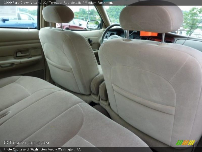 Toreador Red Metallic / Medium Parchment 1999 Ford Crown Victoria LX