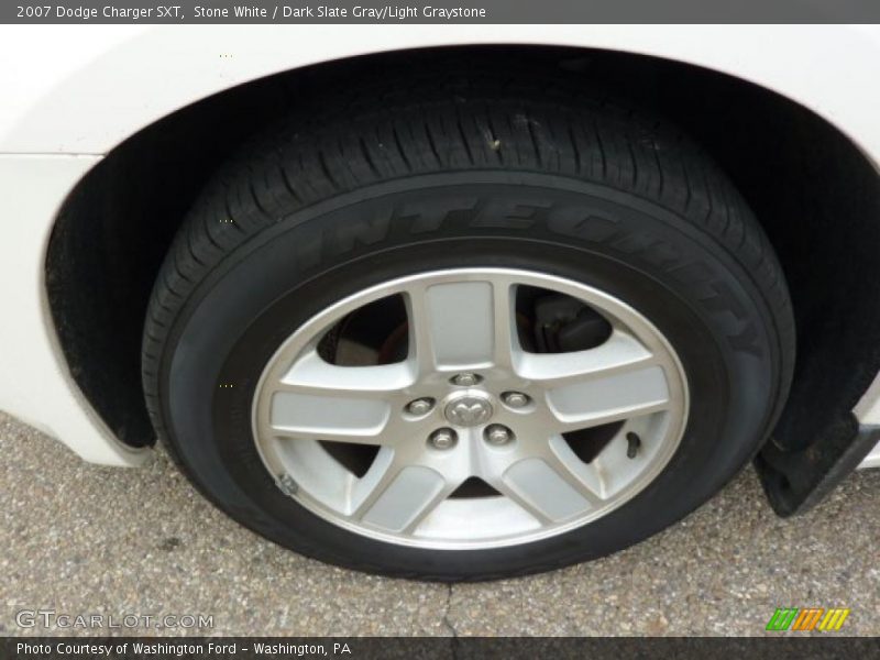 Stone White / Dark Slate Gray/Light Graystone 2007 Dodge Charger SXT