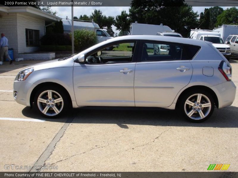 Liquid Platinum Metallic / Ebony 2009 Pontiac Vibe 2.4