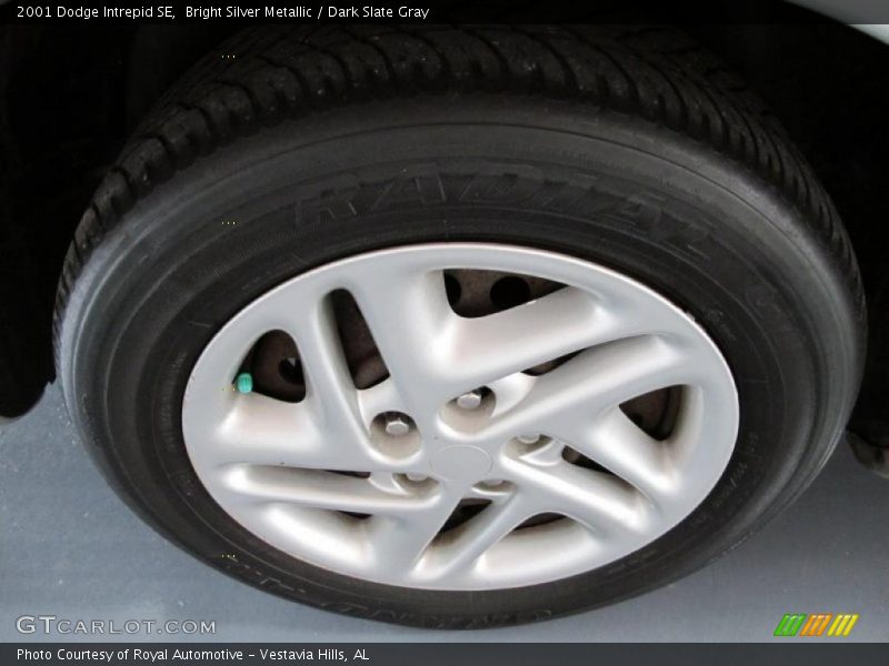 Bright Silver Metallic / Dark Slate Gray 2001 Dodge Intrepid SE