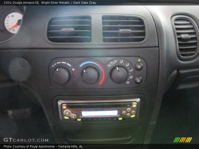 Bright Silver Metallic / Dark Slate Gray 2001 Dodge Intrepid SE