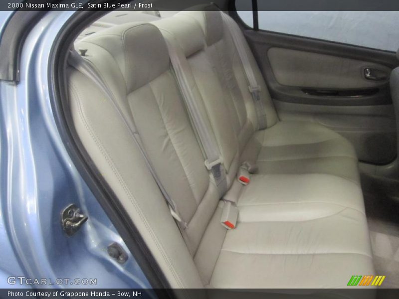 Satin Blue Pearl / Frost 2000 Nissan Maxima GLE