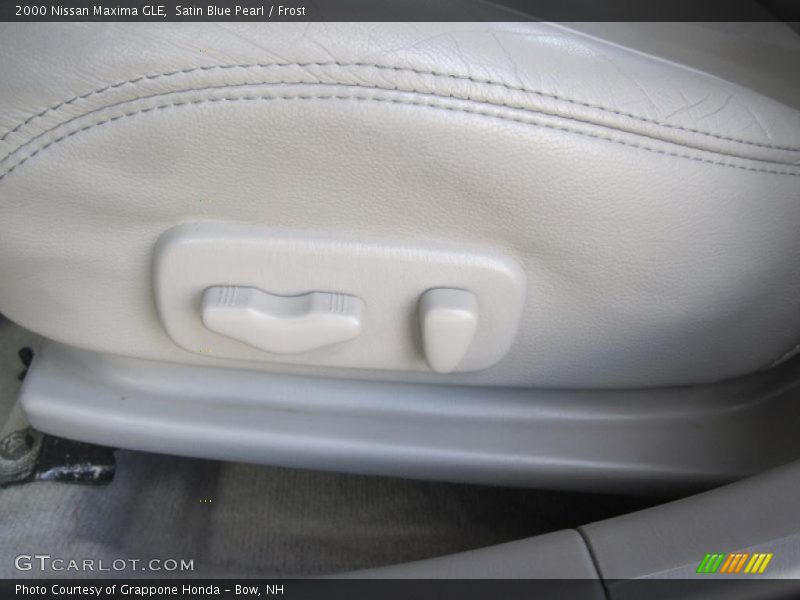 Satin Blue Pearl / Frost 2000 Nissan Maxima GLE