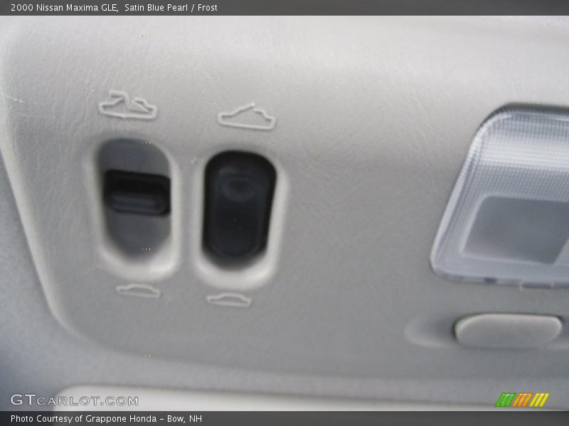Satin Blue Pearl / Frost 2000 Nissan Maxima GLE