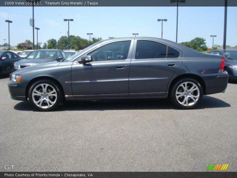 Titanium Grey Metallic / Taupe 2009 Volvo S60 2.5T