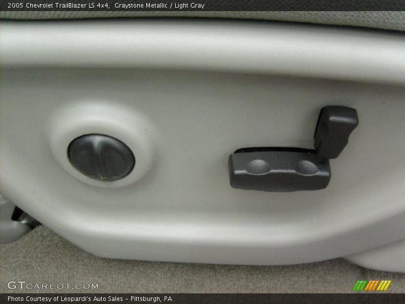 Graystone Metallic / Light Gray 2005 Chevrolet TrailBlazer LS 4x4