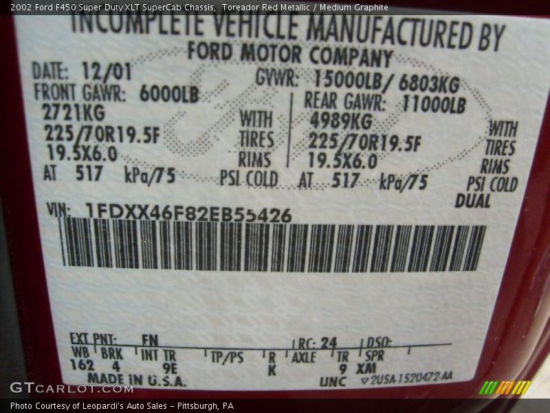 Toreador Red Metallic / Medium Graphite 2002 Ford F450 Super Duty XLT SuperCab Chassis