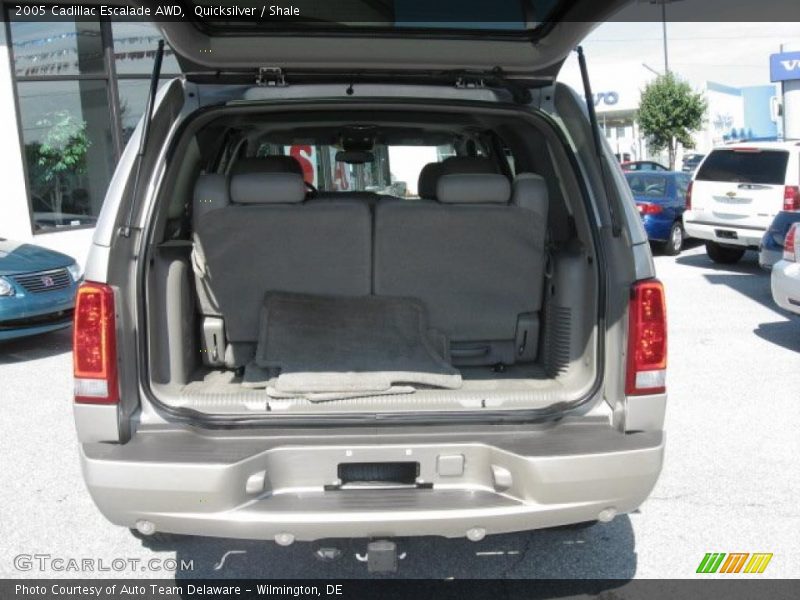 Quicksilver / Shale 2005 Cadillac Escalade AWD