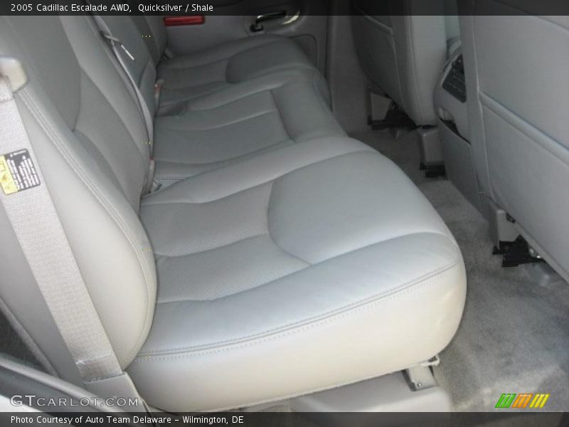 Quicksilver / Shale 2005 Cadillac Escalade AWD