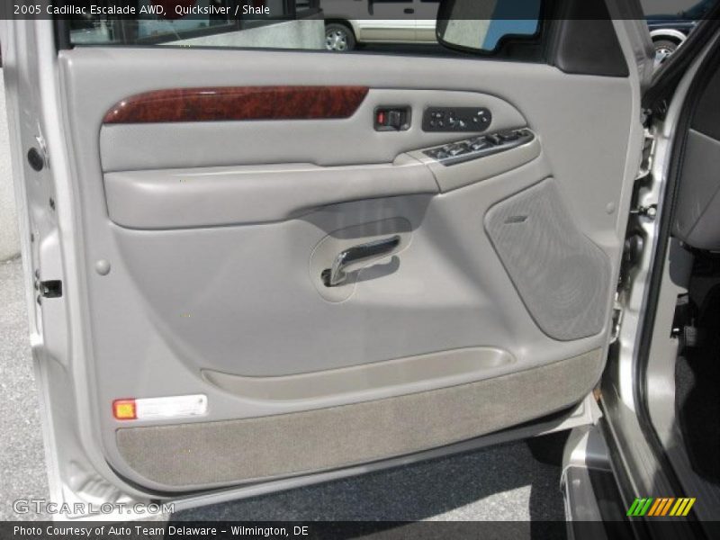Quicksilver / Shale 2005 Cadillac Escalade AWD