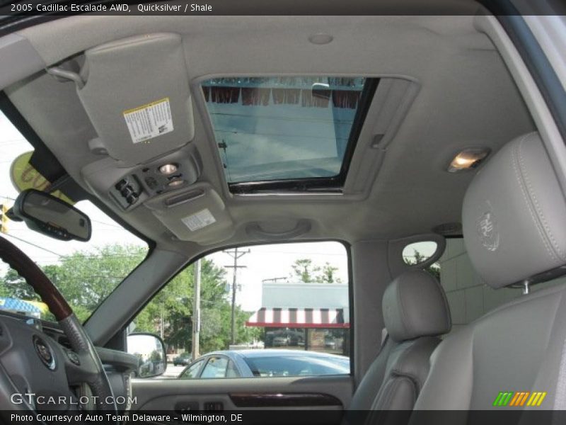 Quicksilver / Shale 2005 Cadillac Escalade AWD