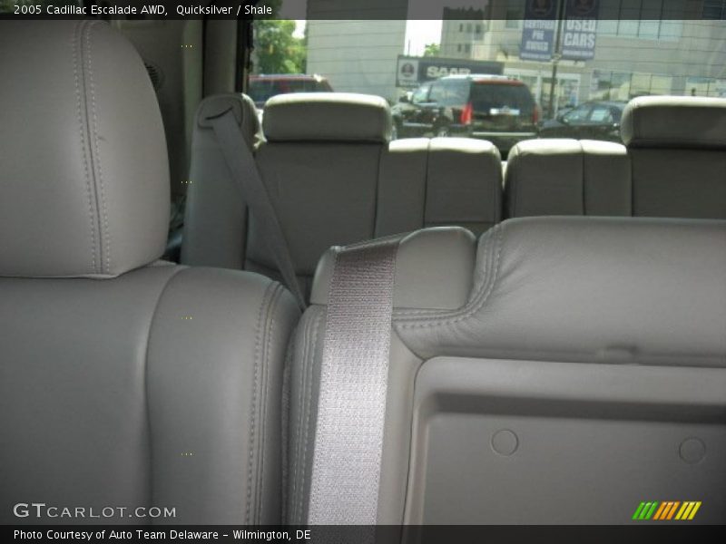 Quicksilver / Shale 2005 Cadillac Escalade AWD